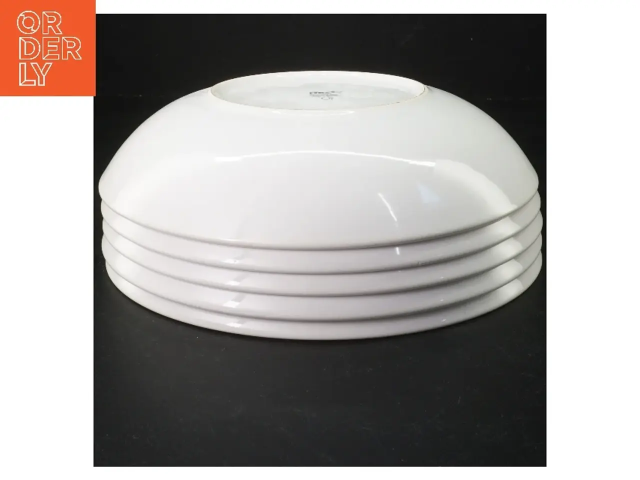 Billede 2 - Hvide porcelænstallerkener, dybe , 5 stk fra IKEA (str. 24 diameter. 5 cm høj)