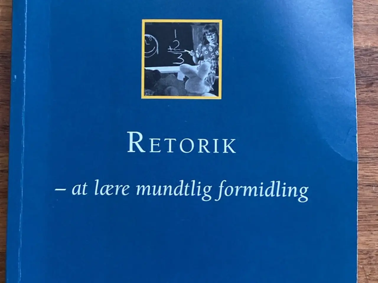 Billede 1 - Retorik af Helle Hvass