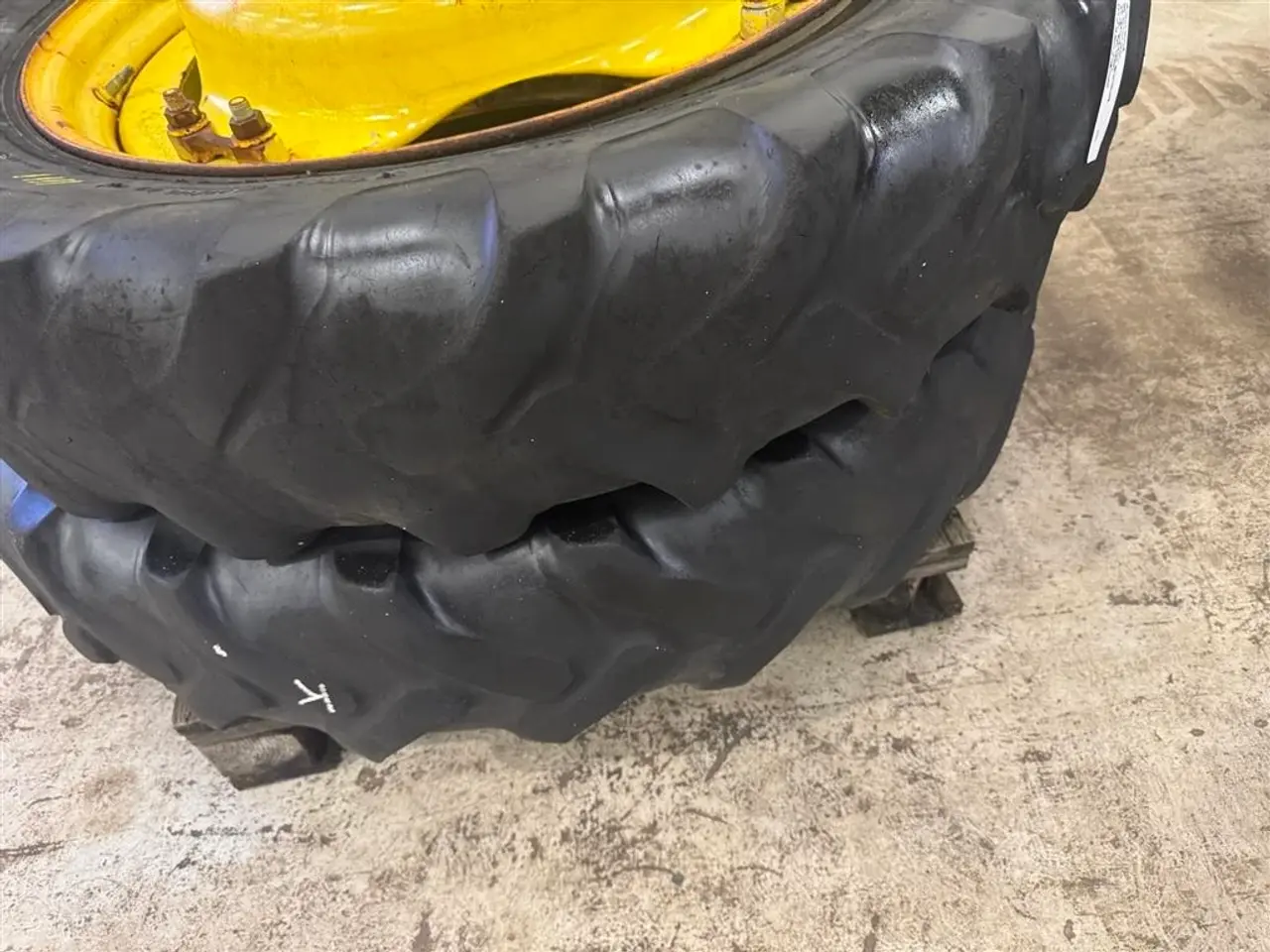 Billede 4 - - - - 300/95R46-270/95K32