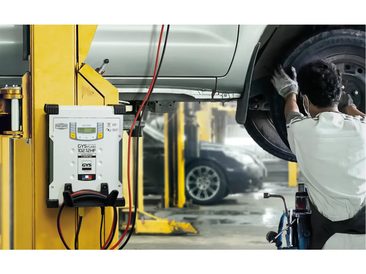 Billede 3 - Ladeapparat til Bilbatteri 12V - 100A GYSFLASH 102.12 HF til væg ophængning