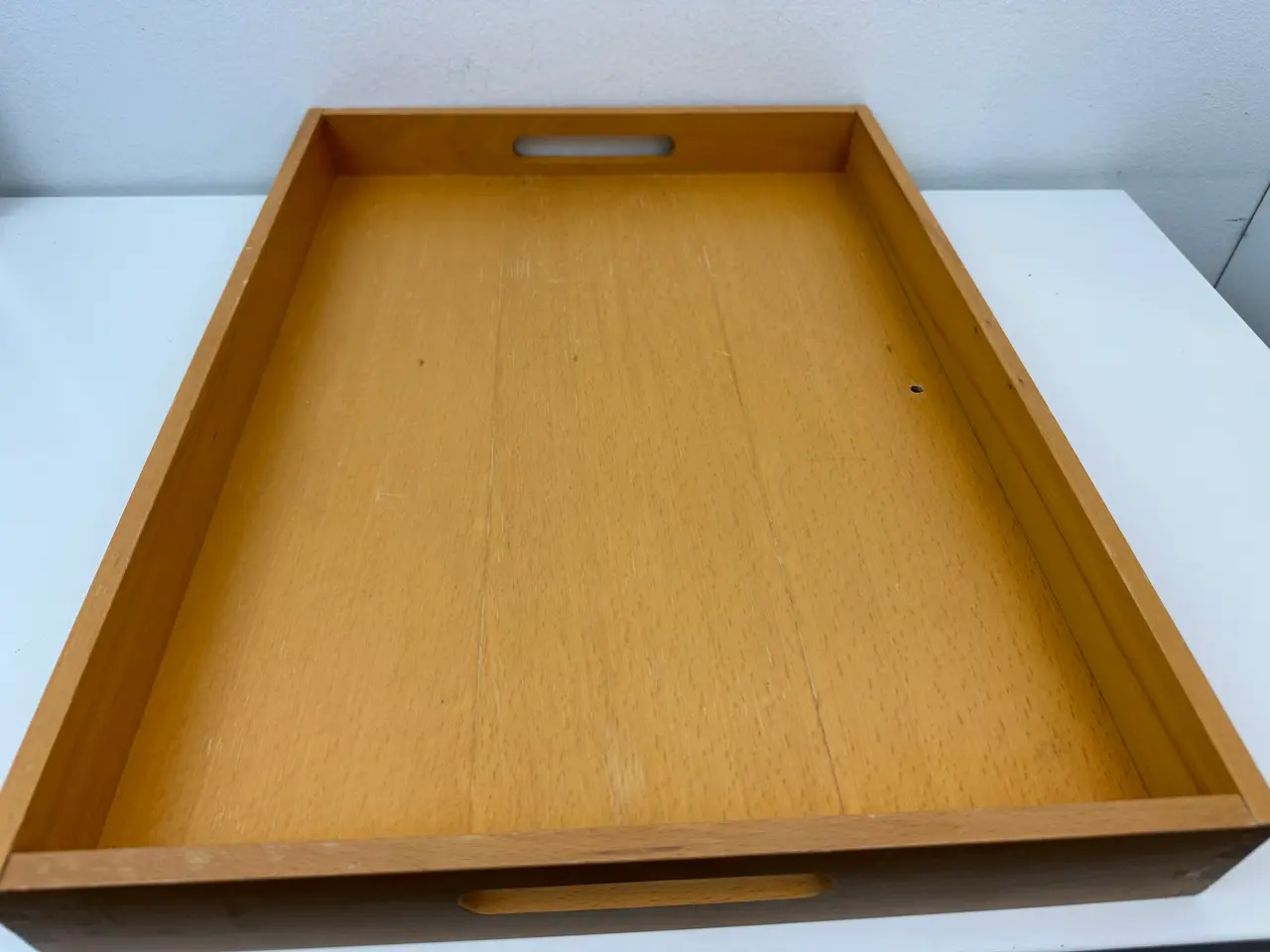 Billede 11 - Stor bakke i træ (Nissen design)