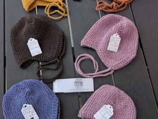 Håndstrikket djævlehue 1-6 mdr. 6-12 mdr i Merino