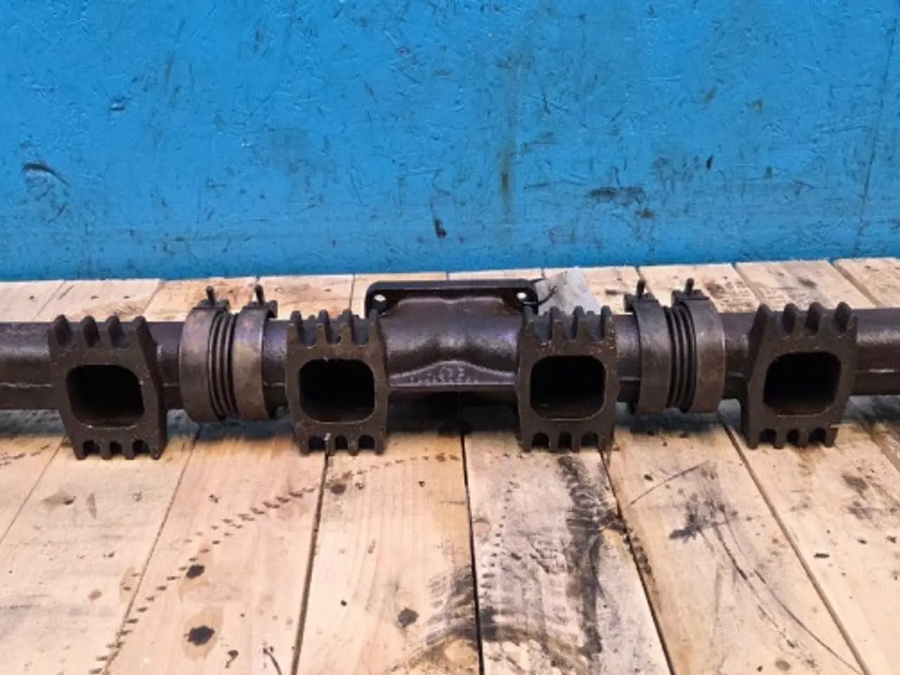 Billede 8 - Case 9120 Udstødningsmanifold 504046508