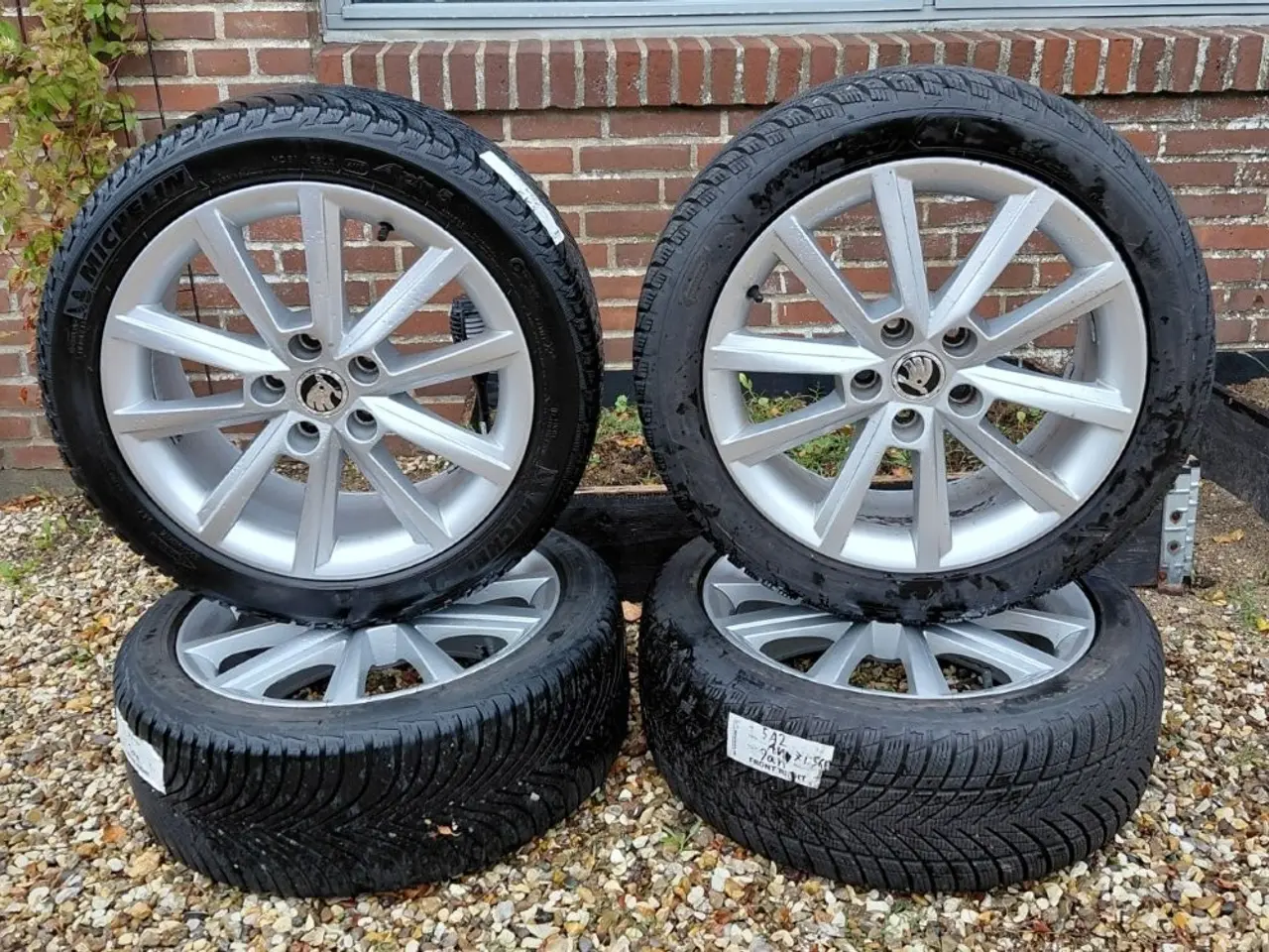 Billede 1 - Nye 17” vinterdæk med fælge sælges