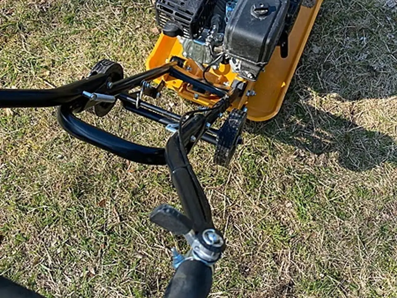 Billede 3 - Udlejes – Pladevibrator, 83 kg