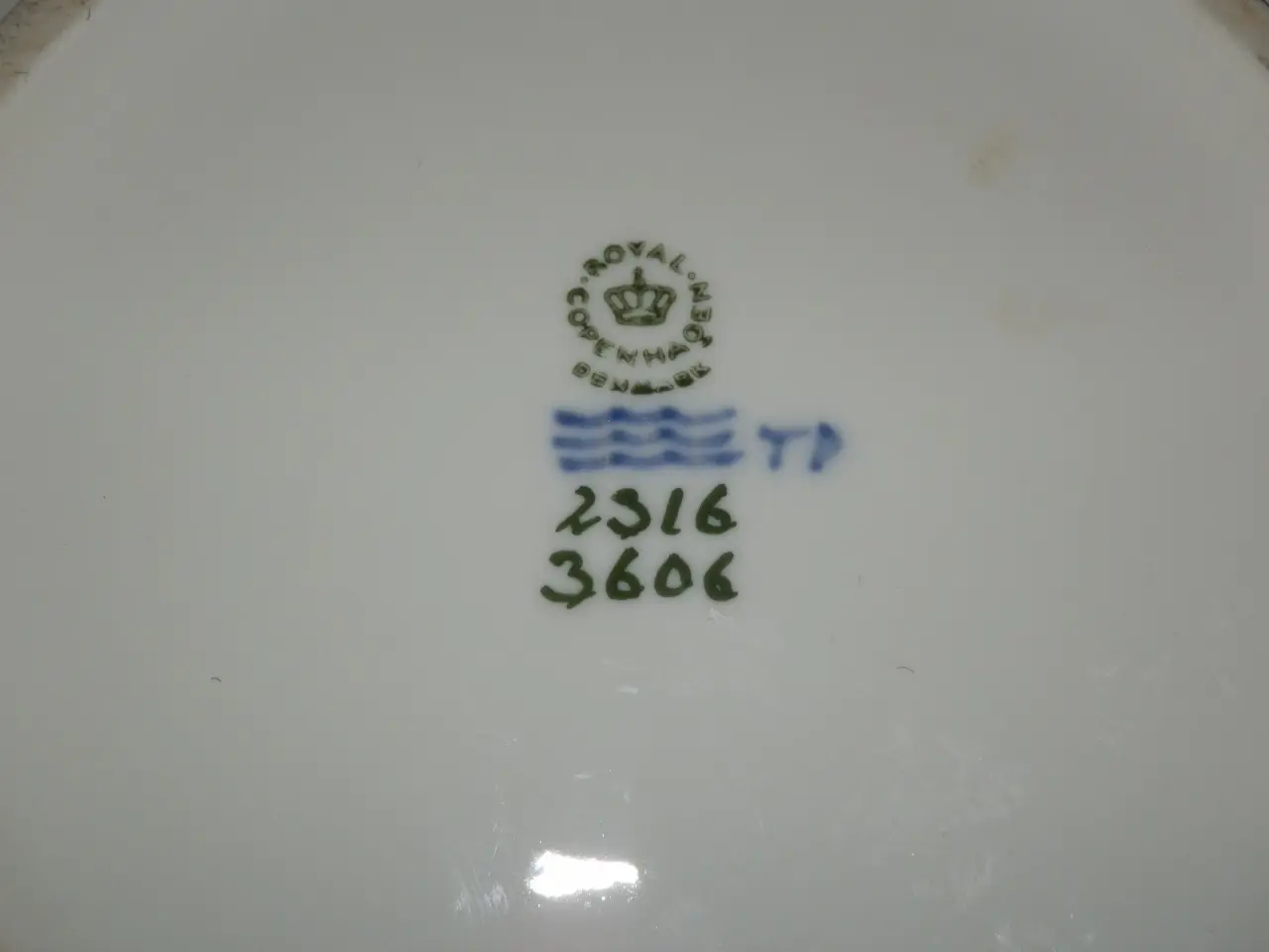 Billede 10 - Fine Royal Copenhagen fade og skåle 6 stk.