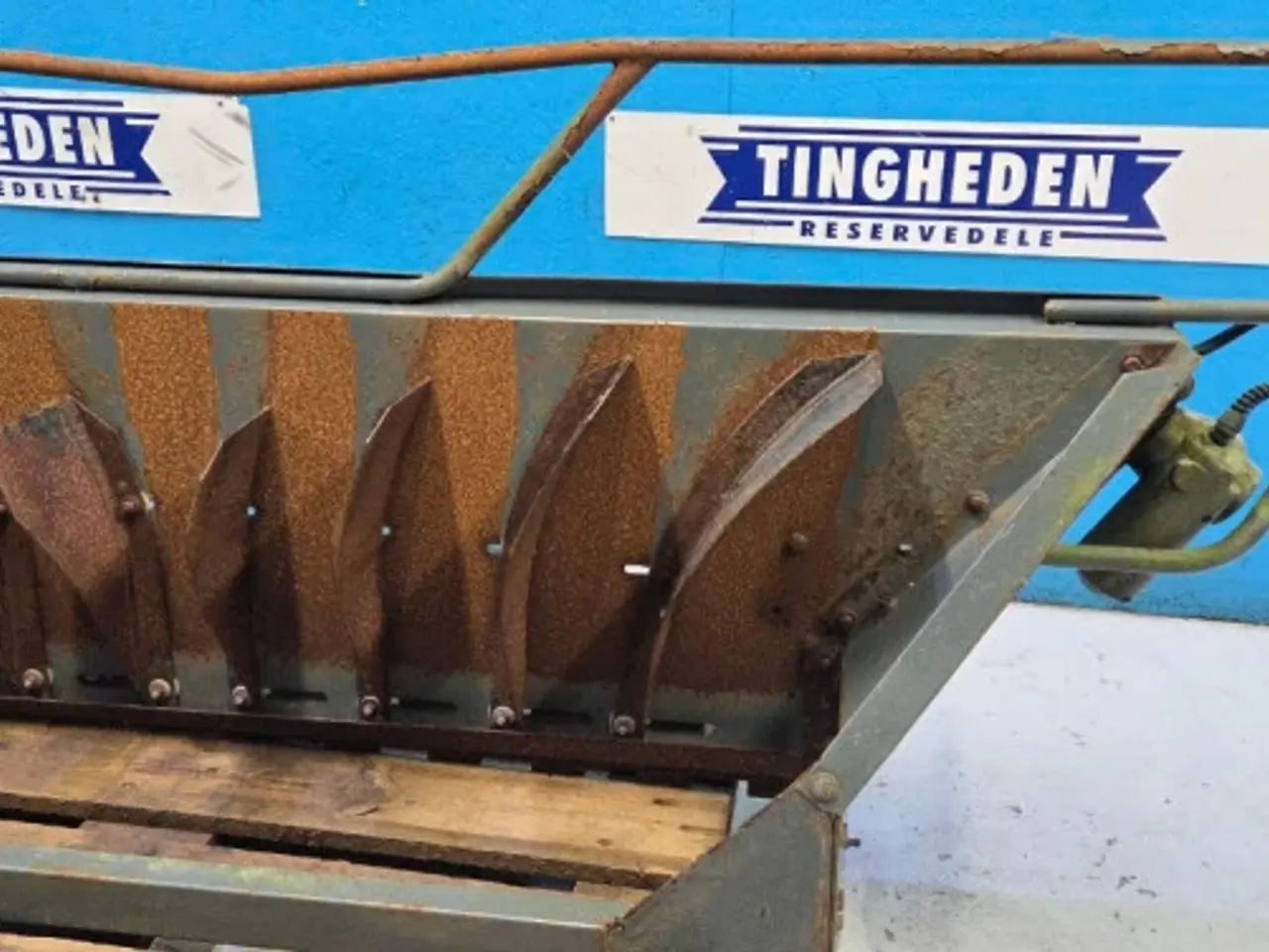 Billede 16 - Massey Ferguson 7256 Spredeskærm 49070131
