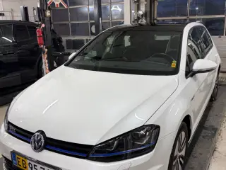 VW Golf VII 1,4 GTE DSG Van