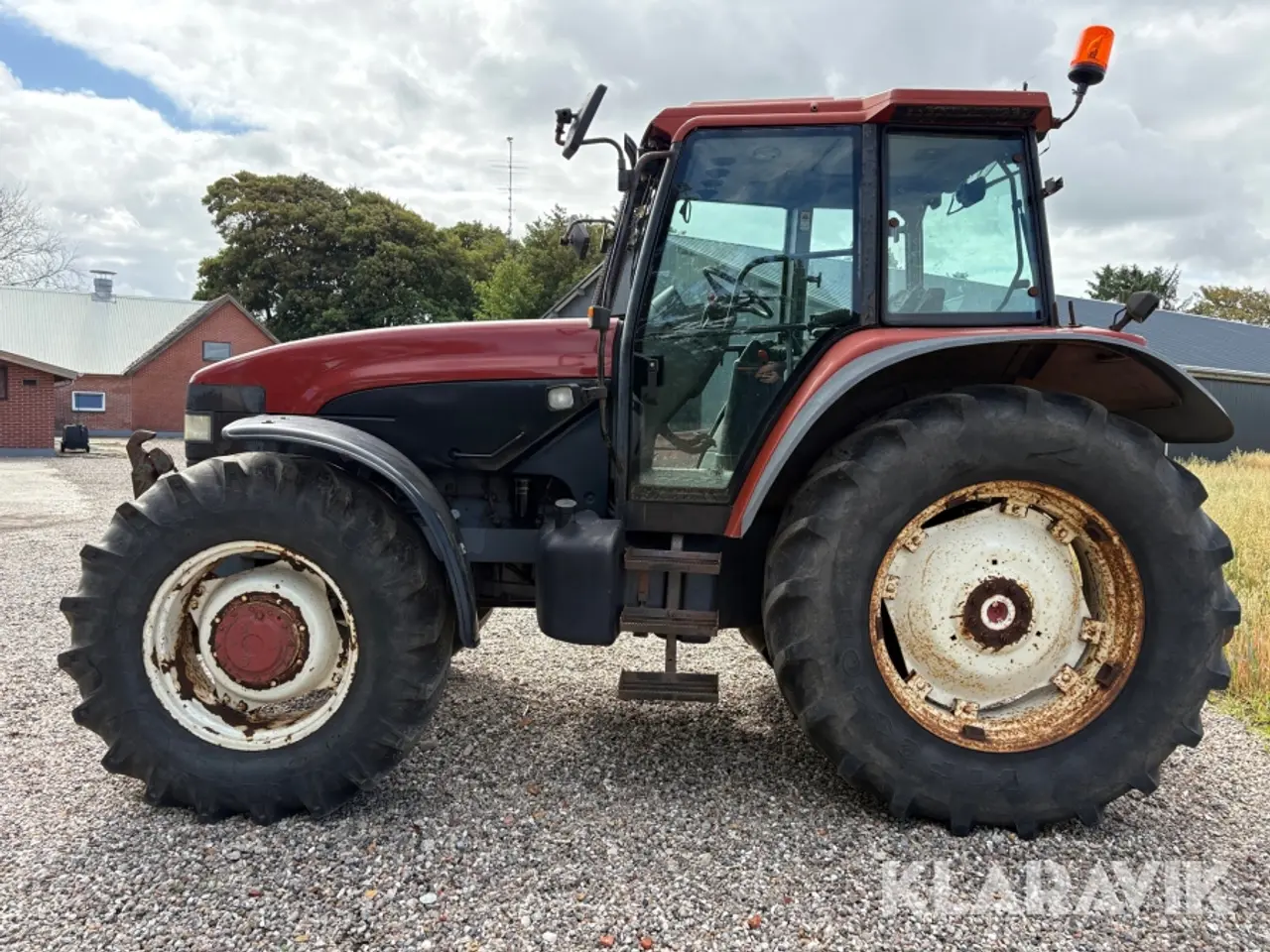 Billede 8 - Traktor NewHolland M1115 - 4WD