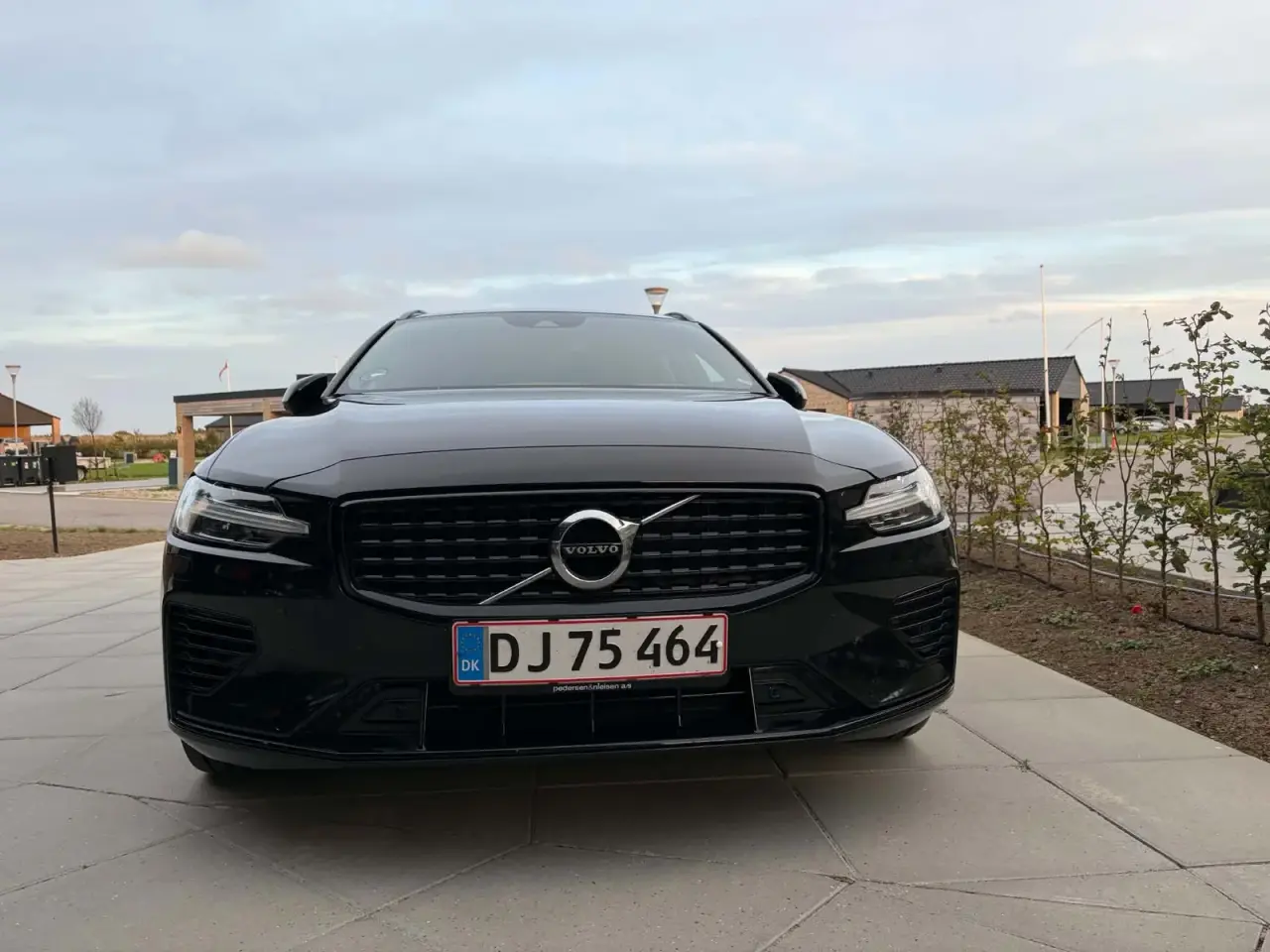 Billede 2 - Volvo V60 2,0 T6 ReCharge R-Design aut. AWD