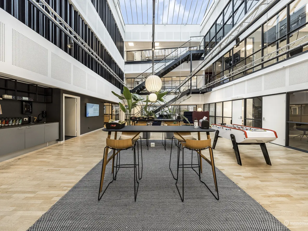 Billede 9 - Unikt kontor lige ved Valby Station med plads til mange medarbejdere
