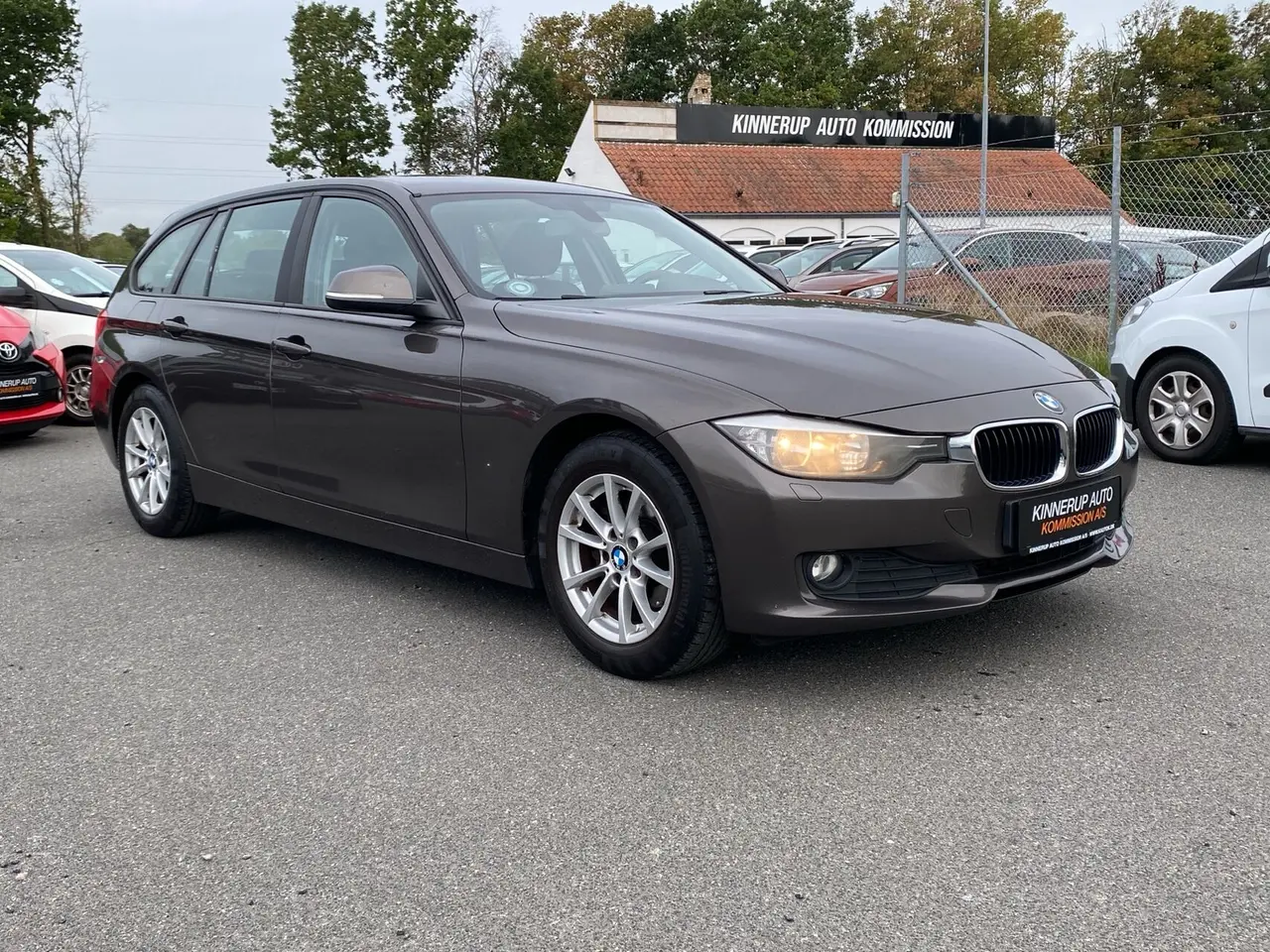 Billede 2 - BMW 318d Touring 2,0 D 143HK Stc 6g
