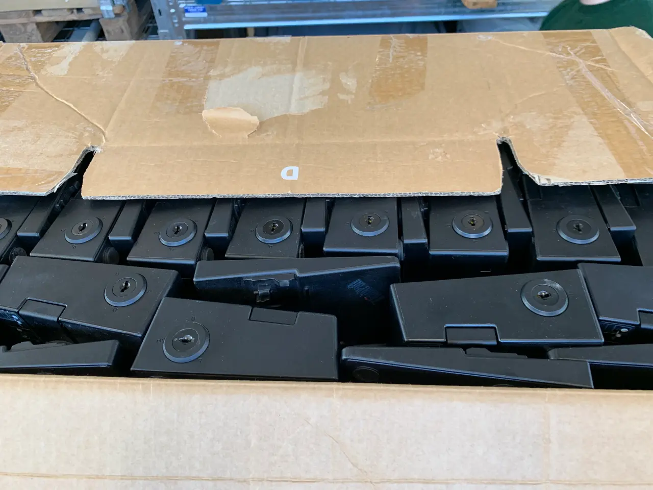 Billede 1 - 700 x Lenovo 40AJ docking stationer