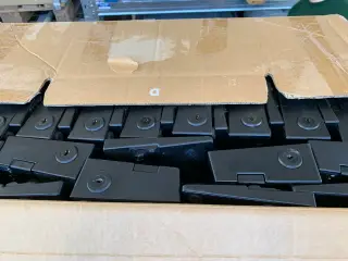 700 x Lenovo 40AJ docking stationer