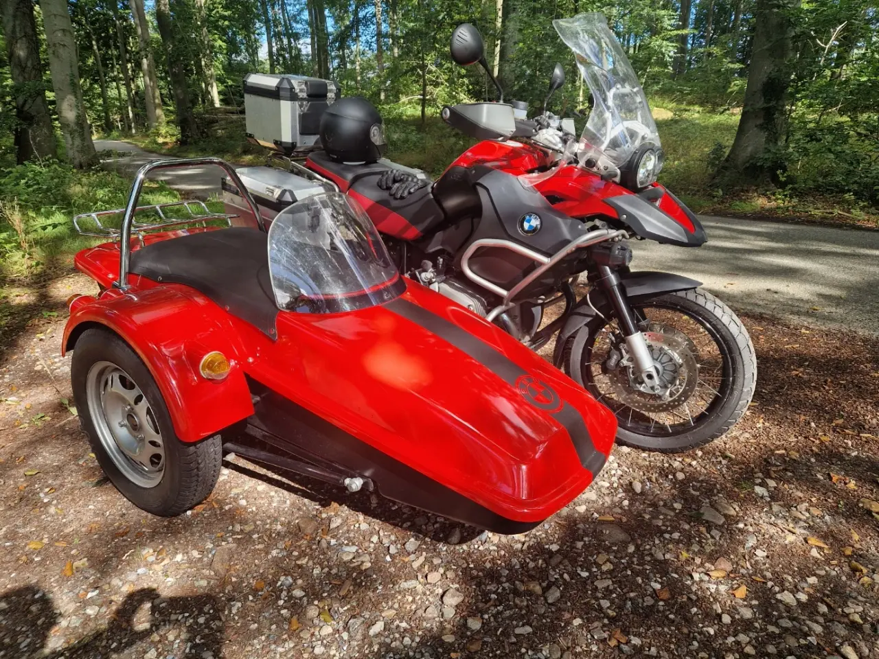 Billede 1 - BMW R1200 GS Adventure med TripTeq Heeler sidevogn