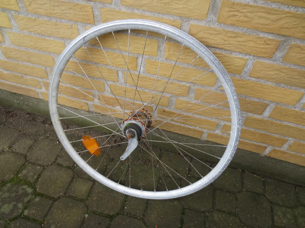 Billede 3 - 1 stk Baghjul 28 tommer 7 gear SRAM