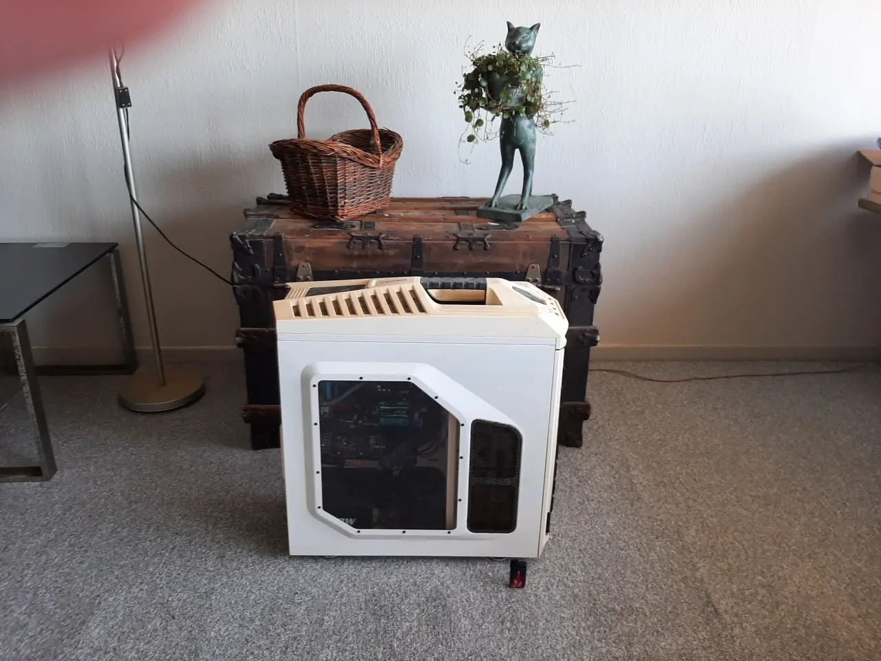 Billede 1 - Old school Stryker pc, H 60 cm, L 55 cm, b 23