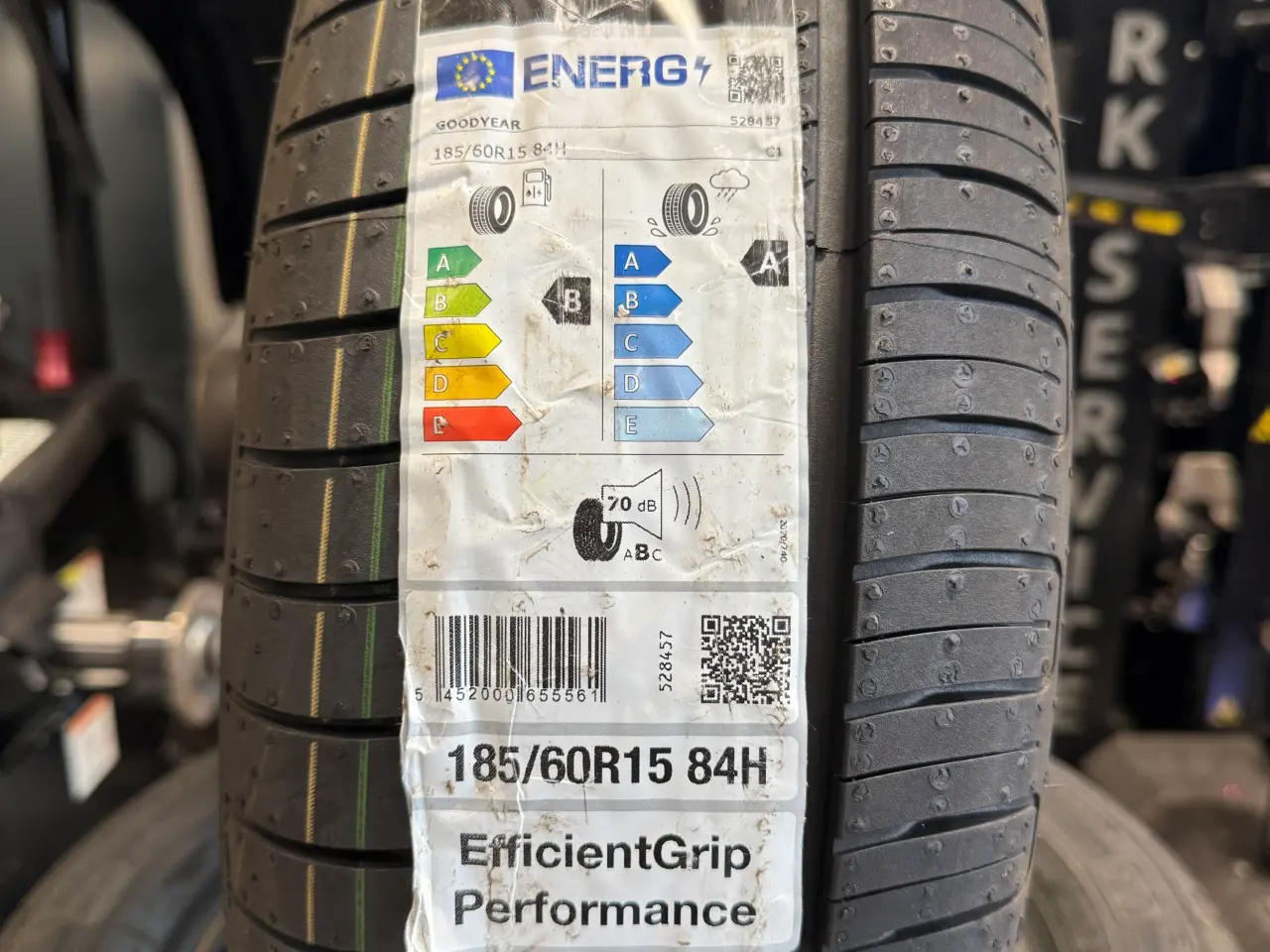 Billede 2 - Goodyear sommerdæk 185/60 15 84H