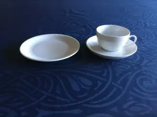 Pillivuyt kaffekop, underkop, kagetallerken