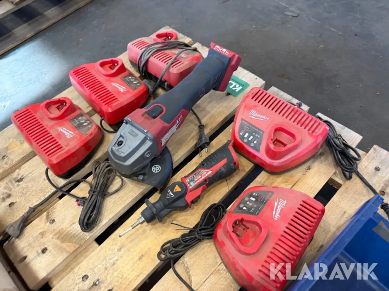Billede 3 - Assorterede batterier og værktøj Milwaukee - 7 styk