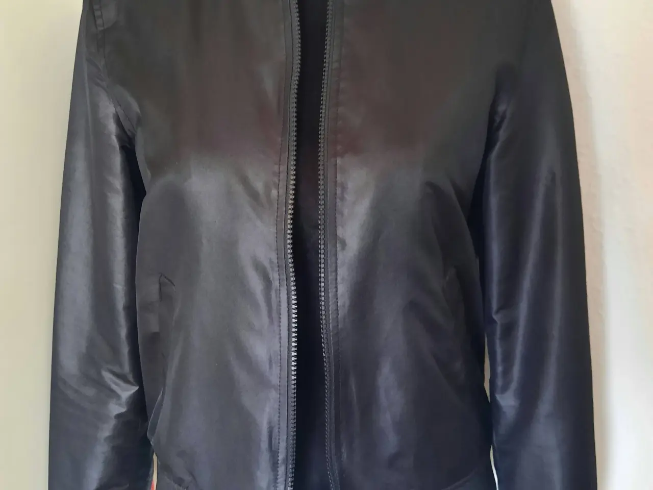Billede 3 - Flot bomber jakke fra Noisy May