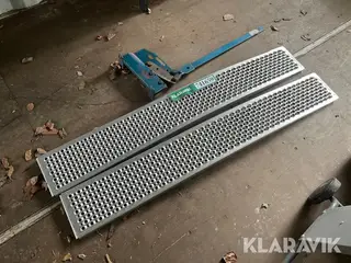 Metalklipper  og Ramper Bangstrup 1 sæt ramper 1 styk klipper
