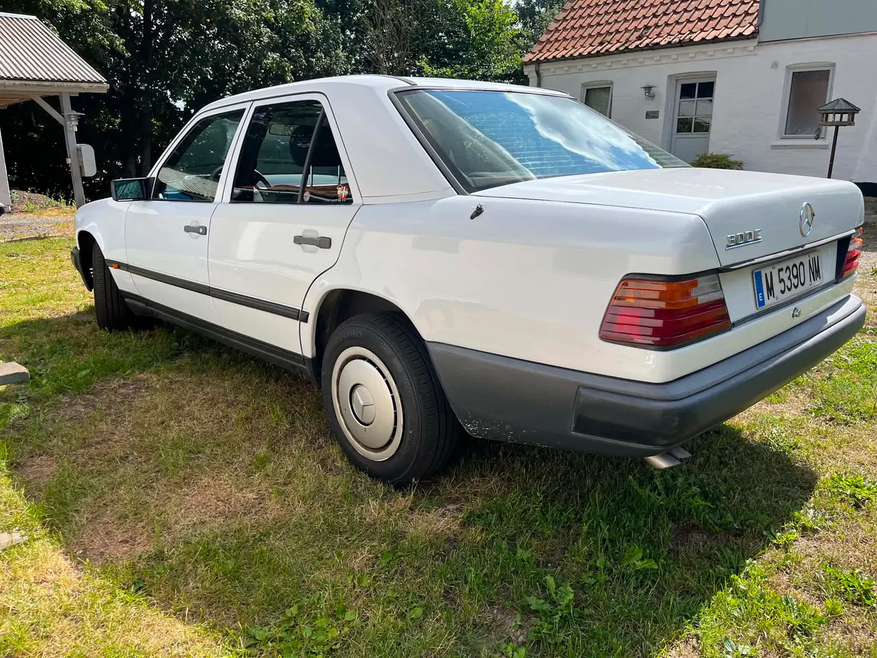 Billede 3 - Mercedes 124 300E Sælges