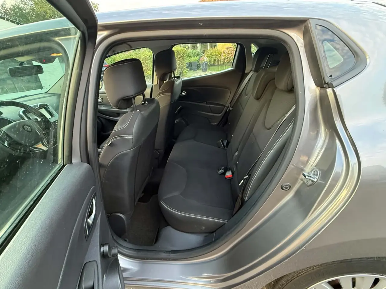Billede 7 - Renault ny clio (bemærk km )
