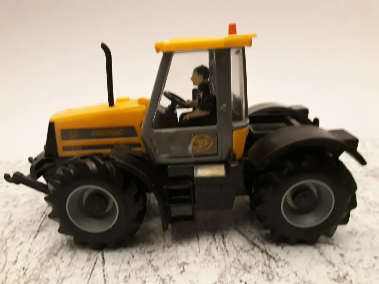 Billede 1 - Britains Fastrac 1135 JCB Traktor 