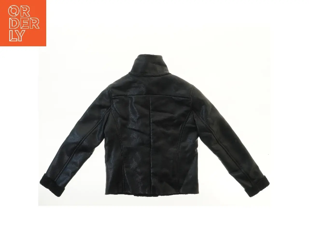 Billede 2 - Sort jakke med skinnende overflade fra Neo Noir (str. bryst: 35 længde:56 cm)