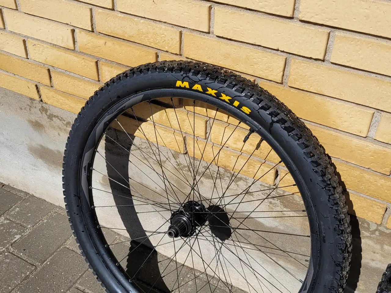 Billede 11 - MTB AM 29" GIANT fælge med gode dæk