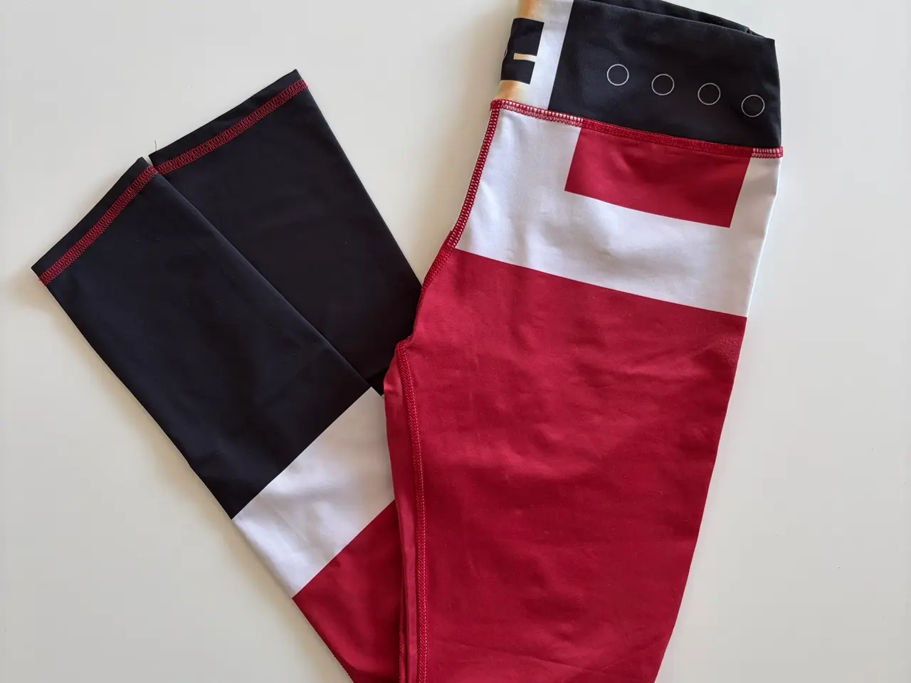 Billede 3 - Tights med julemands-motiv, str. M