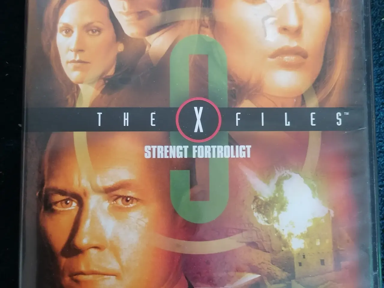 Billede 1 - Strengt Fortroligt/The X-Files Sæson 9