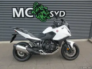 Honda NT 1100 D MC-SYD BYTTER GERNE 5 ÅRS FABRIKS GARANTI