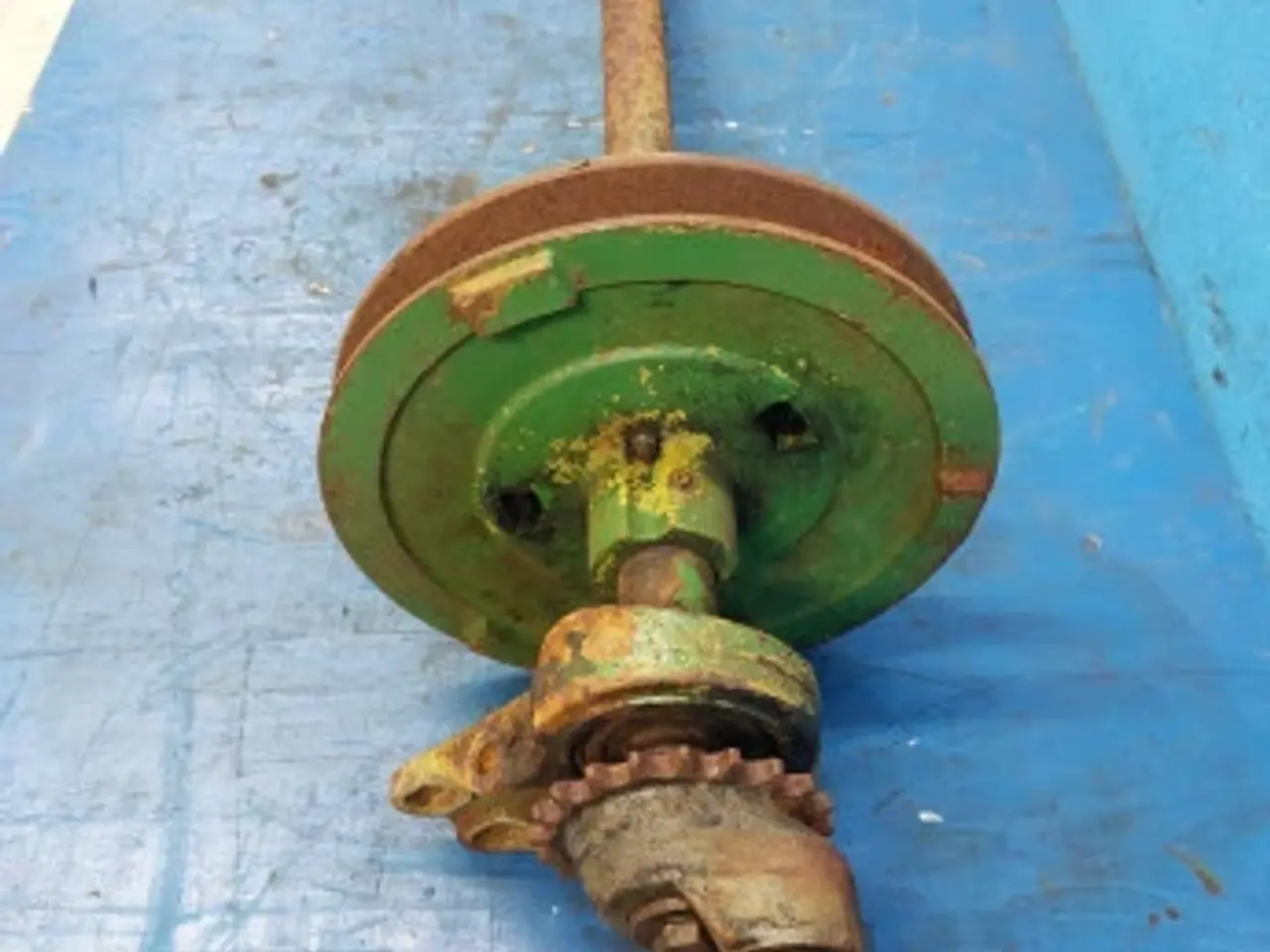 Billede 4 - John Deere 1000 14 Fod V-skive og aksel Z11169