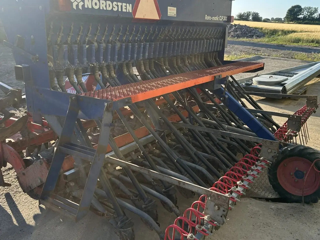 Billede 4 - Kuhn HR 3002 med Nordsten CLP såmaskine
