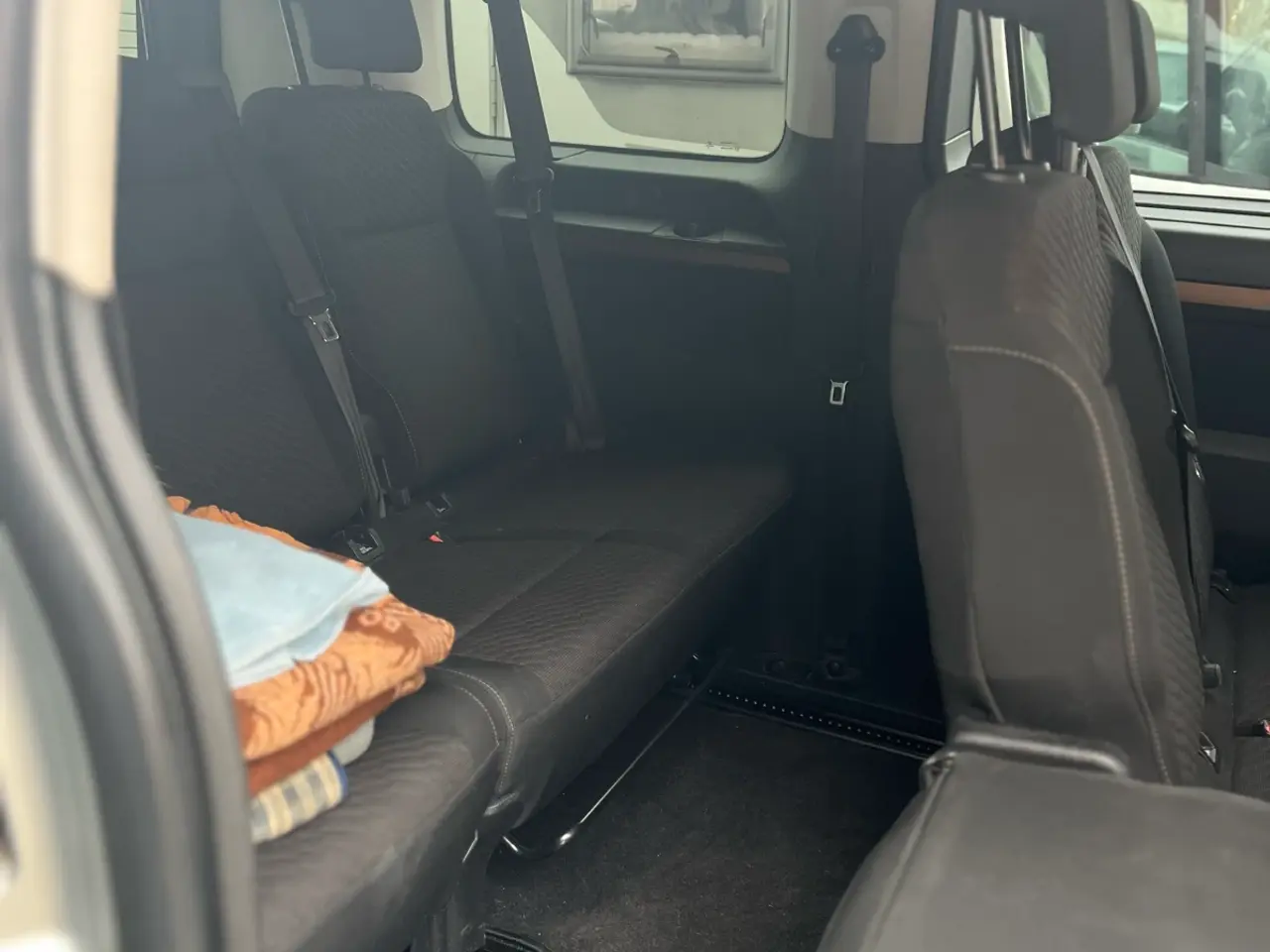 Billede 14 - Mpv minibus med 8 sæder