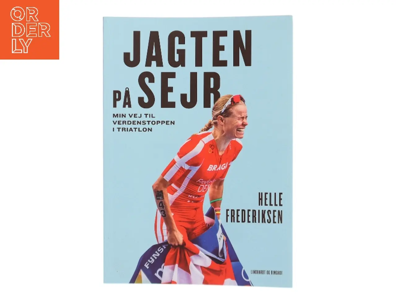 Billede 1 - Jagten på sejr : min vej til verdenstoppen i triatlon af Helle Frederiksen (f. 1981) (Bog)