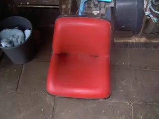 sæde til havetraktor