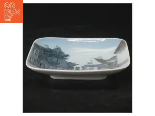 Firkantet porcelænsfad fra Royal Copenhagen (str. 10 x 10 cm)