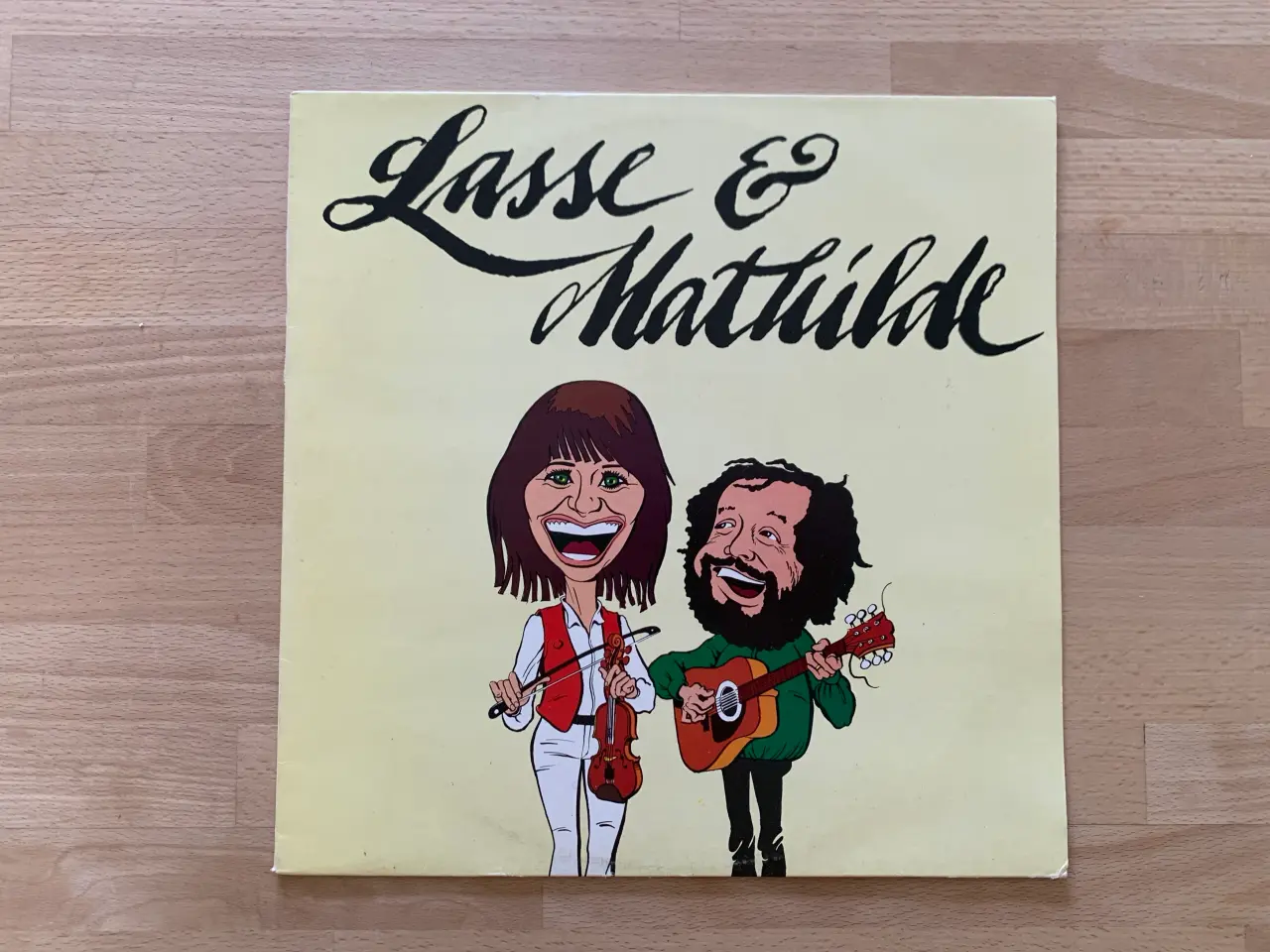 Billede 2 - LP, Lasse og Mathilde