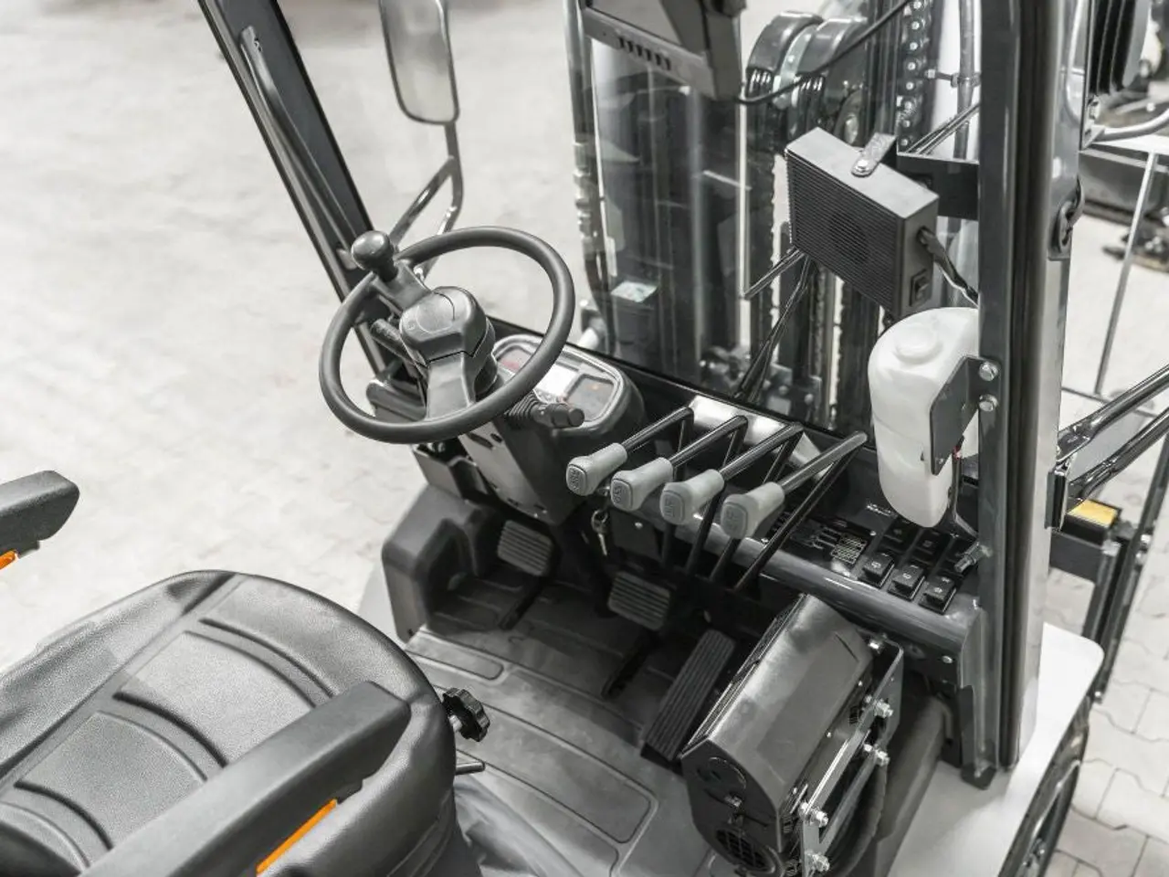 Billede 10 - Silverfox D35 Dieselgaffeltruck - 3500 kg, 6000 mm