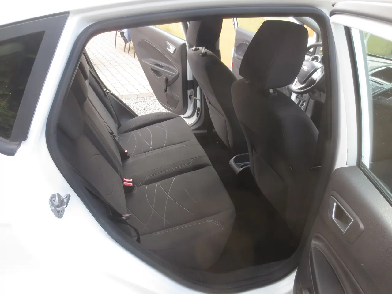 Billede 14 - Ford Fiesta 1.0 i 100 Hk År 15. Nysynet.