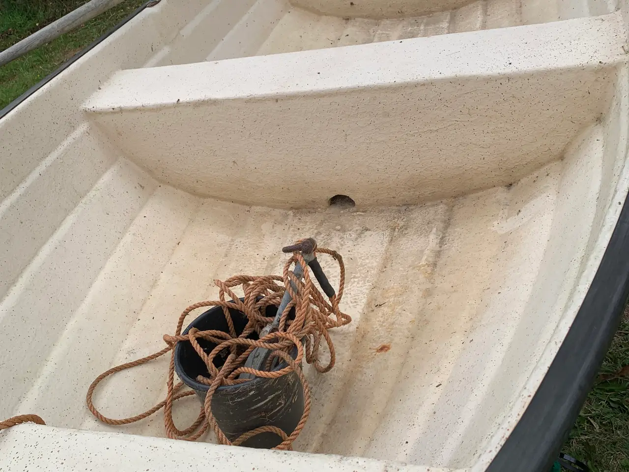 Billede 3 - Triss 38 glasfiberjolle med tilbehør