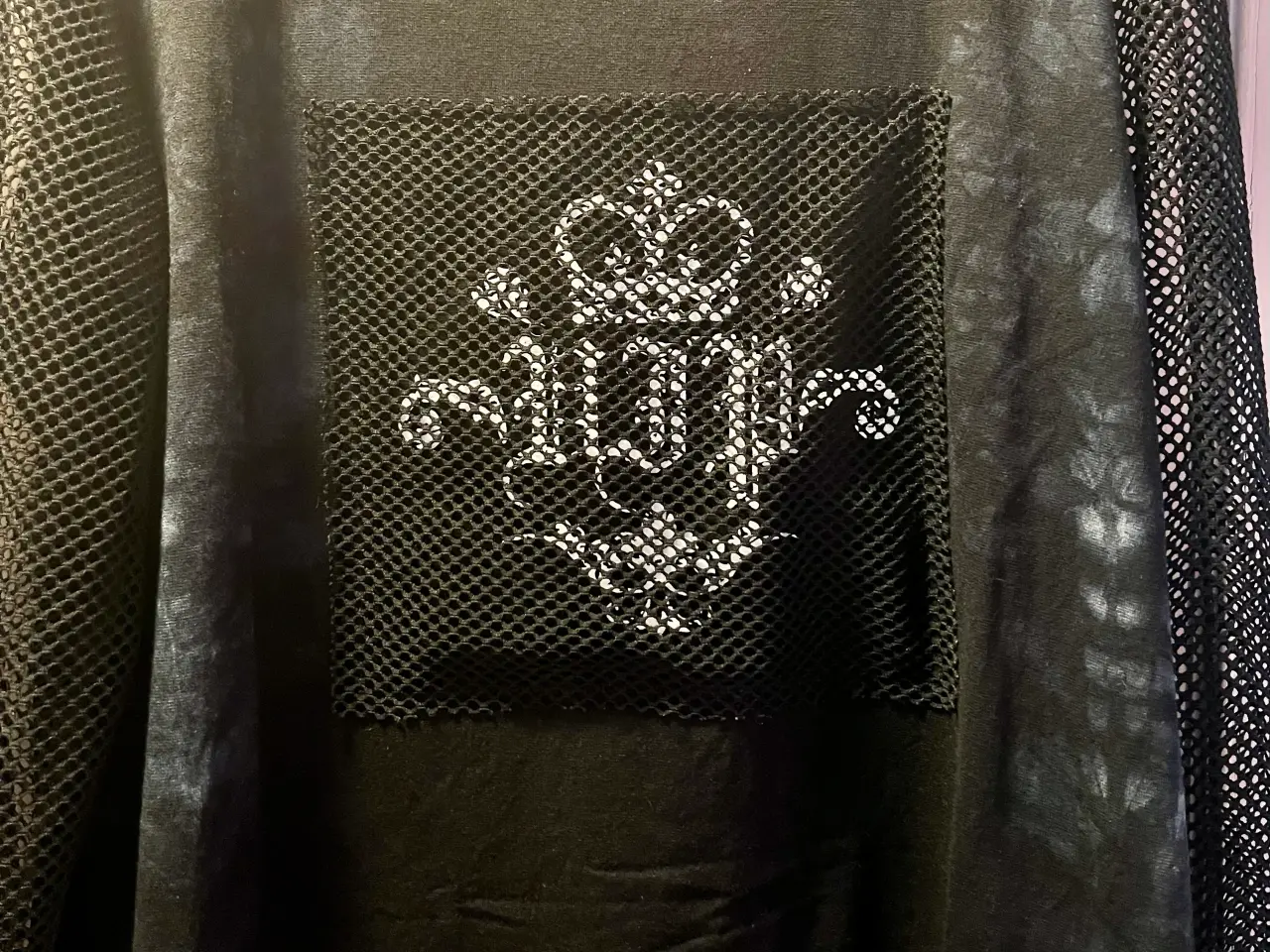 Billede 2 - T-shirt med netærmer str. 50 (46/48)