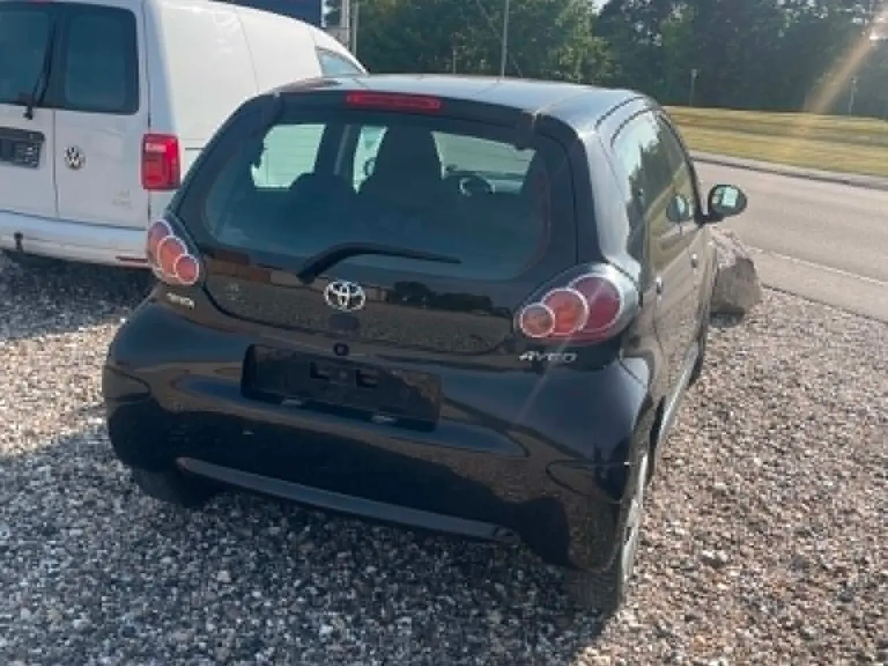 Billede 2 - Aygo med få km