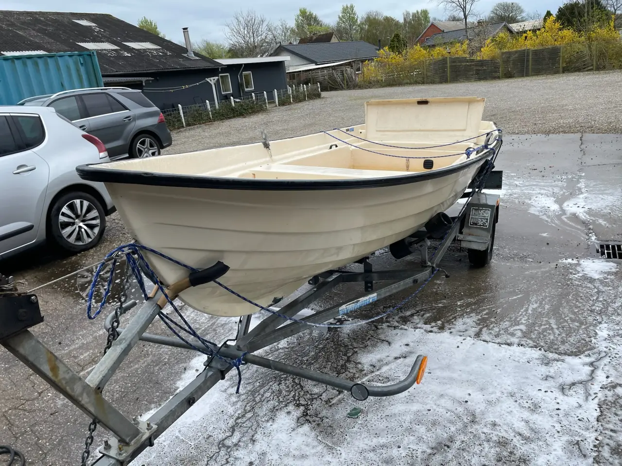 Billede 8 - 14 fod jolle med 10 hk Honda og trailer