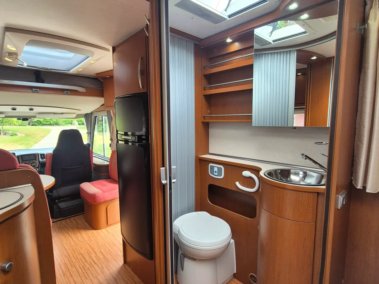 Billede 8 - Hymer B - Bytte - 1000 kg. frivægt