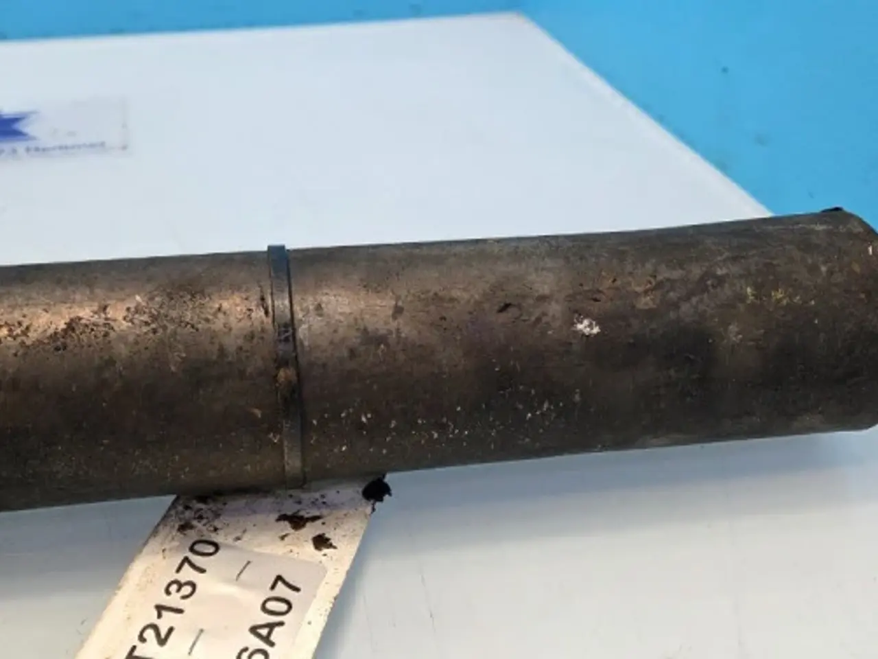 Billede 10 - New Holland LB115B Udstødningsrør 87622674