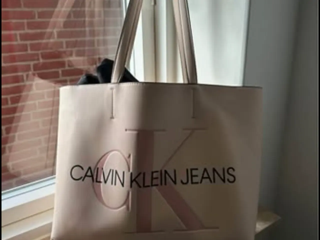 Billede 1 - Tasker sælges! Bla Calvin klein og Rains